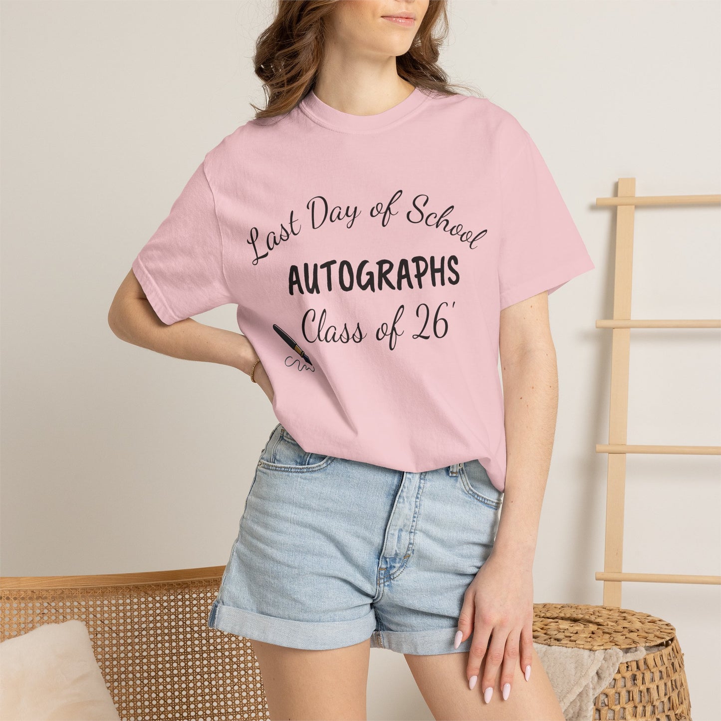 Last Day of School "Autographs" T‑Shirt — Class of '26 Keepsake